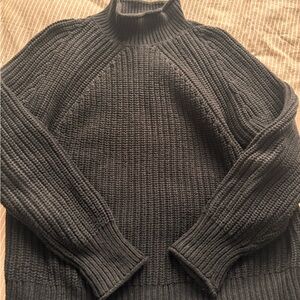 J. Crew women’s black chunky Turtleneck Sweater- medium
